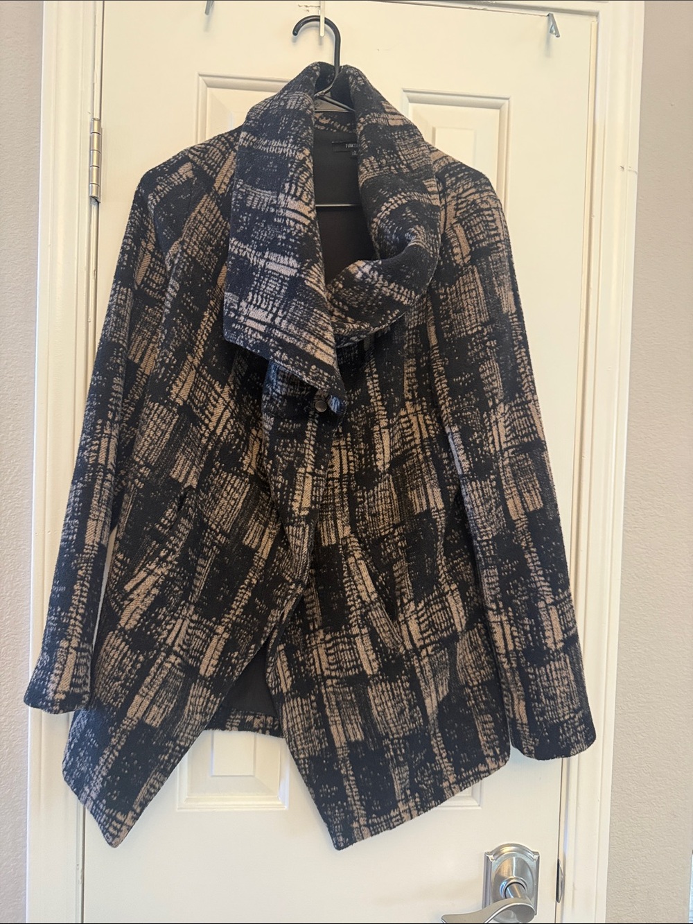 Patterned Black and Tan Draped Open-Front Jacket